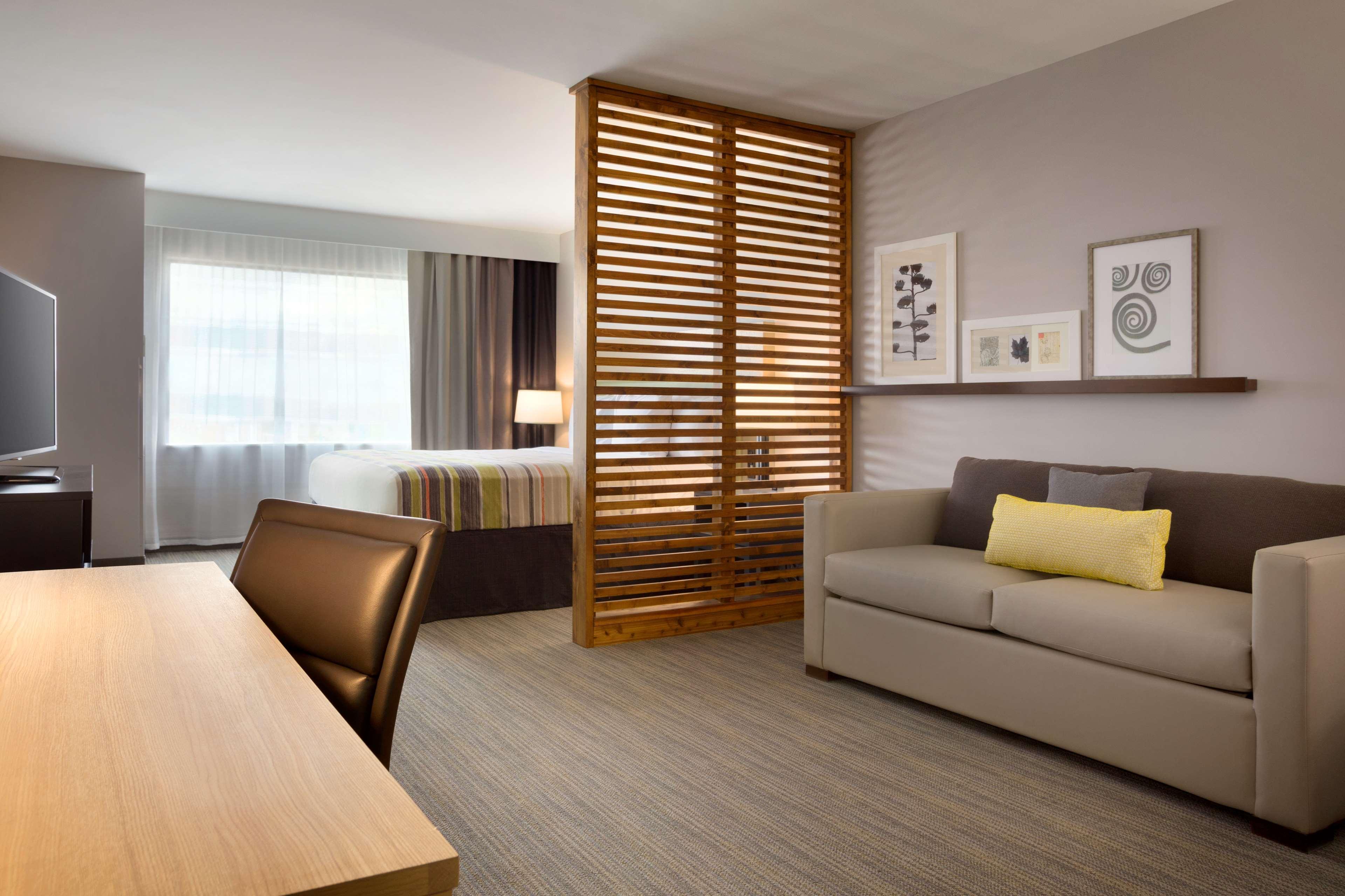 Country Inn & Suites By Radisson Asheville River Arts District Exteriör bild
